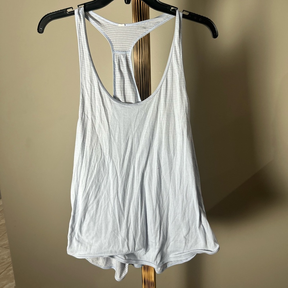 Lululemon Light Gray Racerback Tank Top Size 6 - Picture 4 of 9
